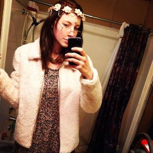 Kendall and Kylie pink fluffy jacket